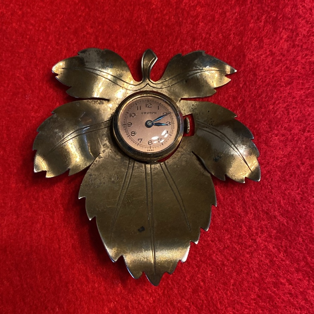 Sterling Leaf Brooch Wind Up Watch Pin
